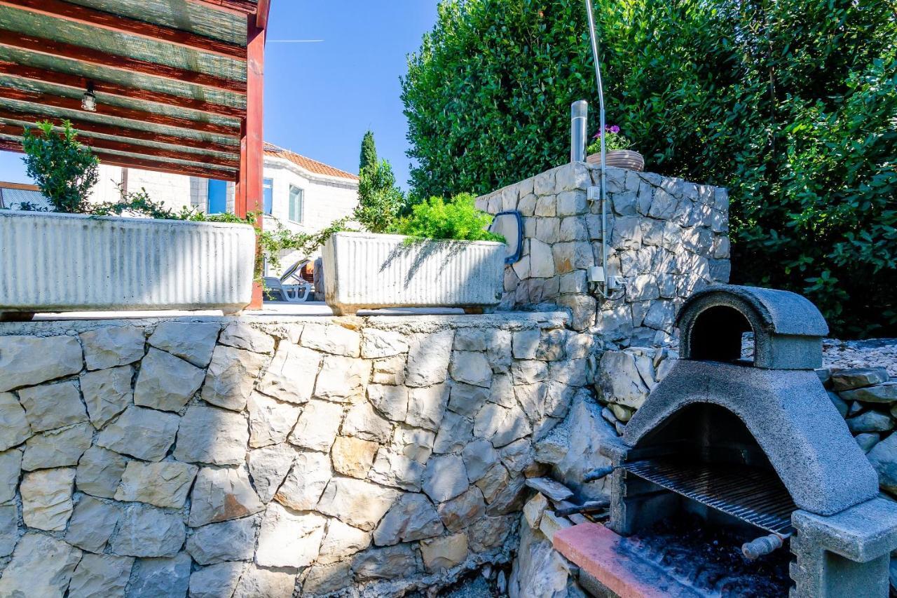 Villa Oasis Cypress Čilipi Kültér fotó